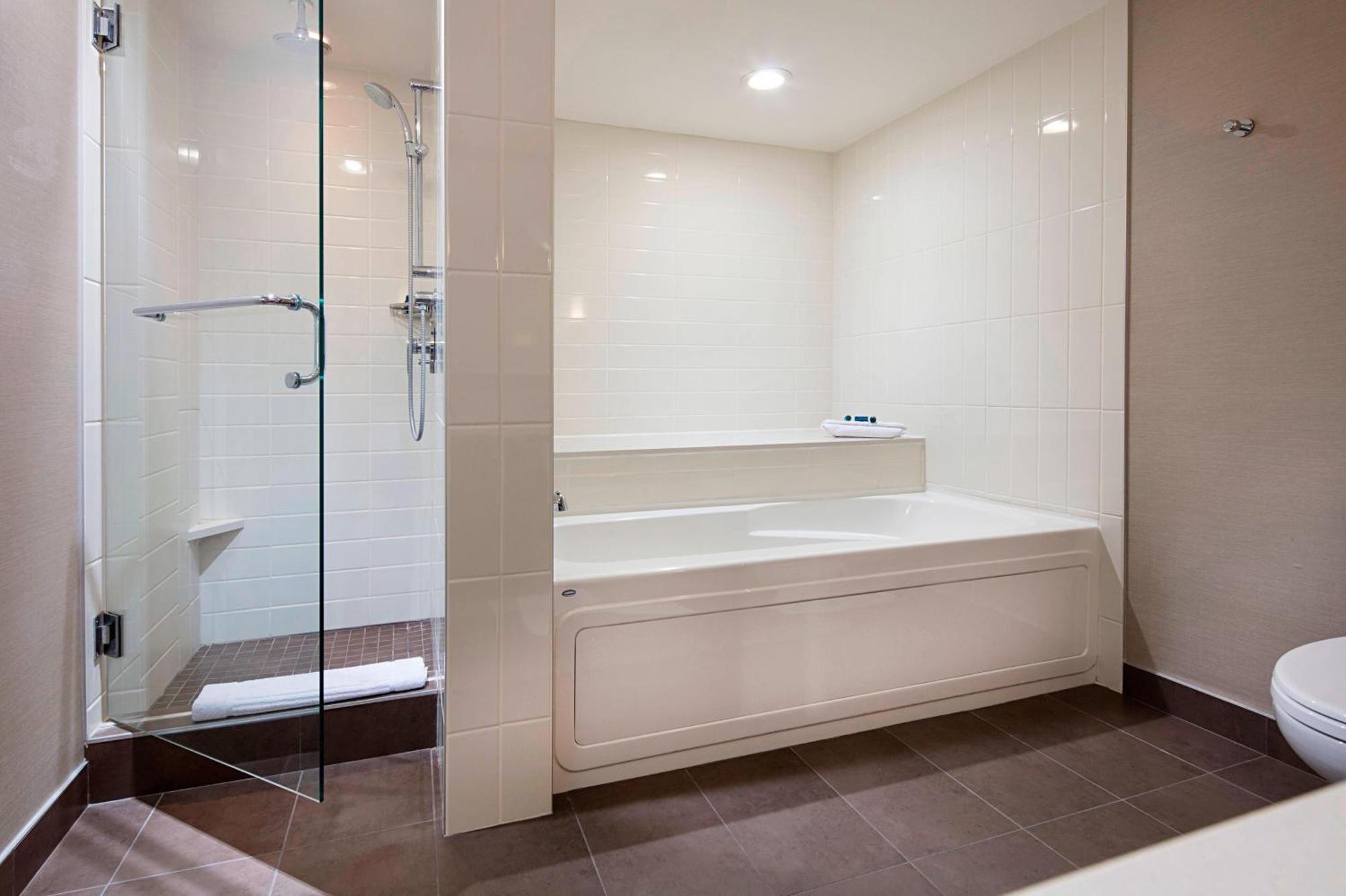 Delta Hotels By Marriott Edmonton South Conference Centre Luaran gambar