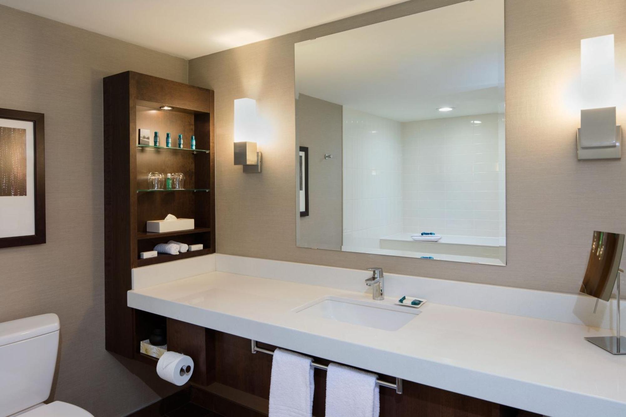 Delta Hotels By Marriott Edmonton South Conference Centre Luaran gambar