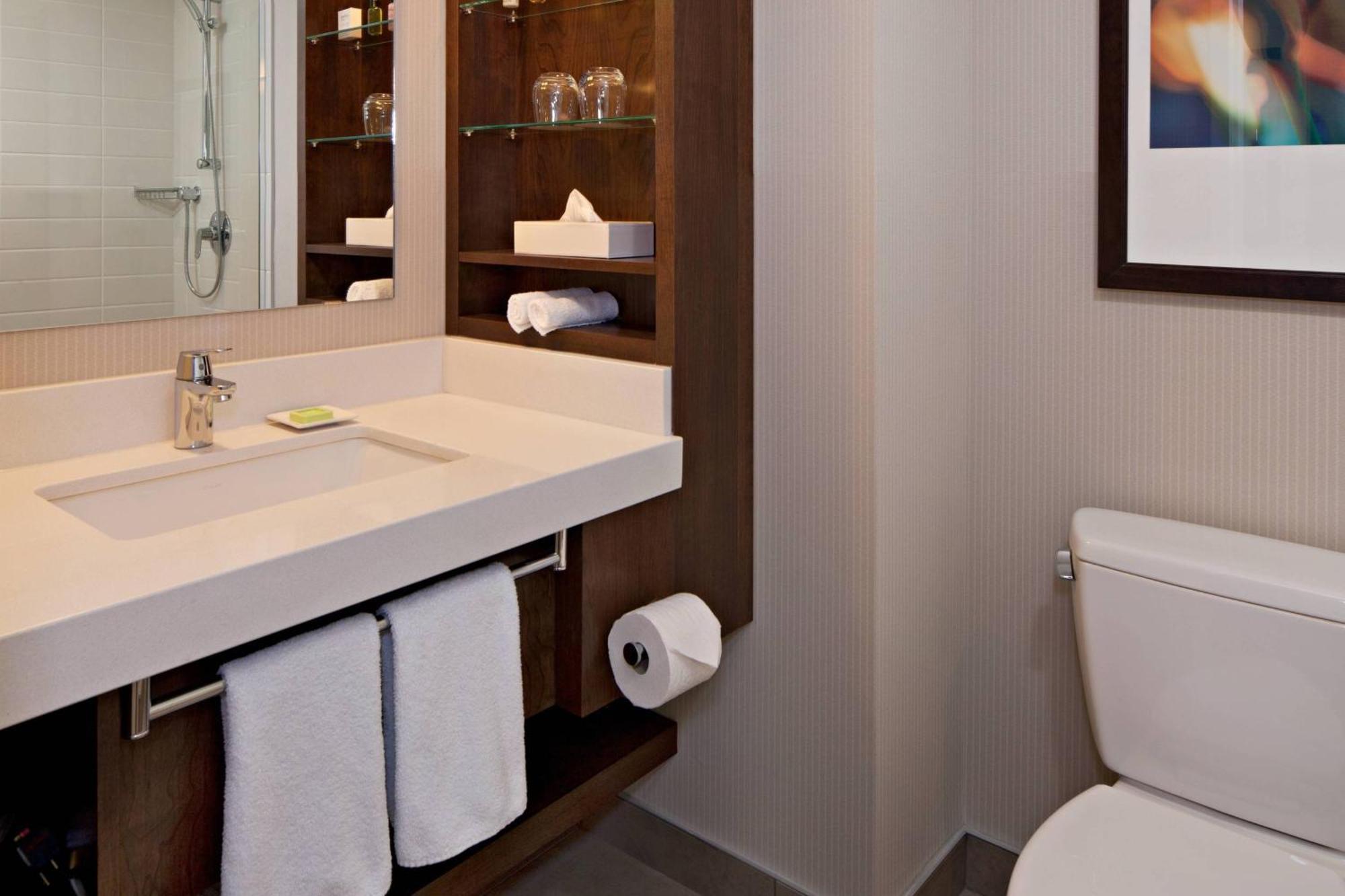 Delta Hotels By Marriott Edmonton South Conference Centre Luaran gambar