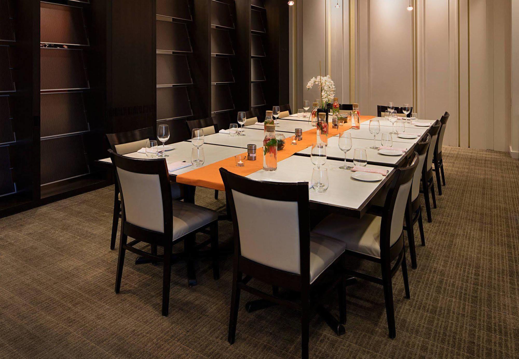 Delta Hotels By Marriott Edmonton South Conference Centre Luaran gambar